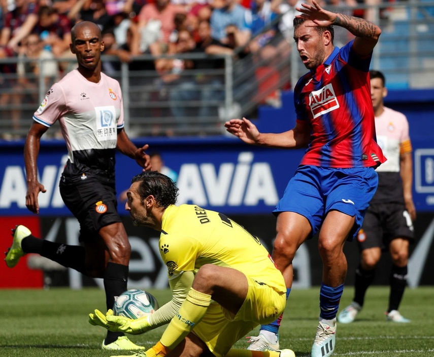  里昂青训小将首秀破门，主场逆转取赛季首胜  